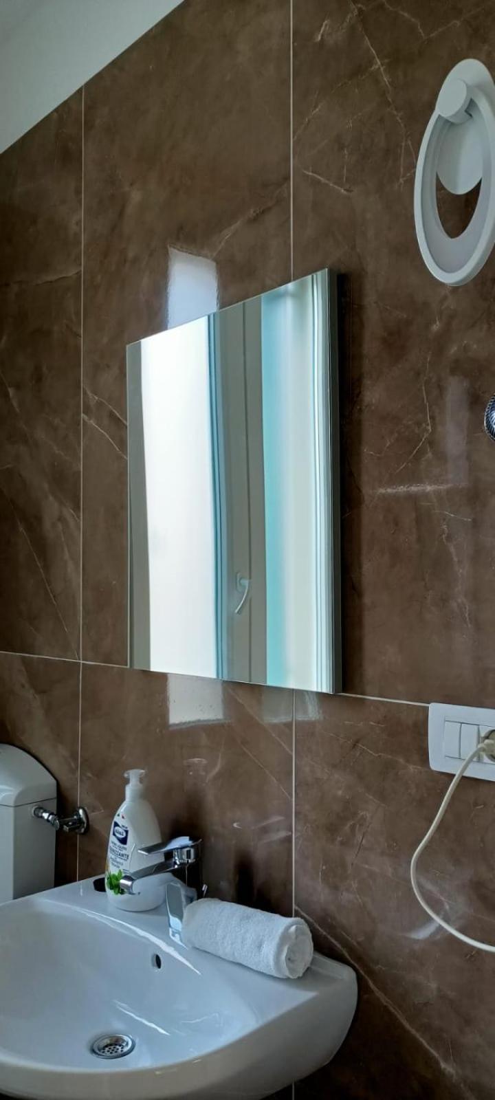 Arcobaleno Rooms Mestre-Venezia Екстер'єр фото